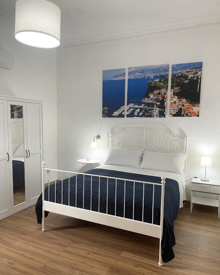 B&B Acqua Azzurra 卡斯特拉玛雷帝斯达比亚 外观 照片